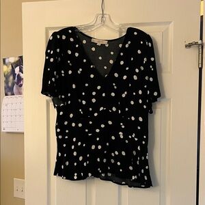 LOFT Black and White Polka Dot V-Neck Flutter Sleeve Top